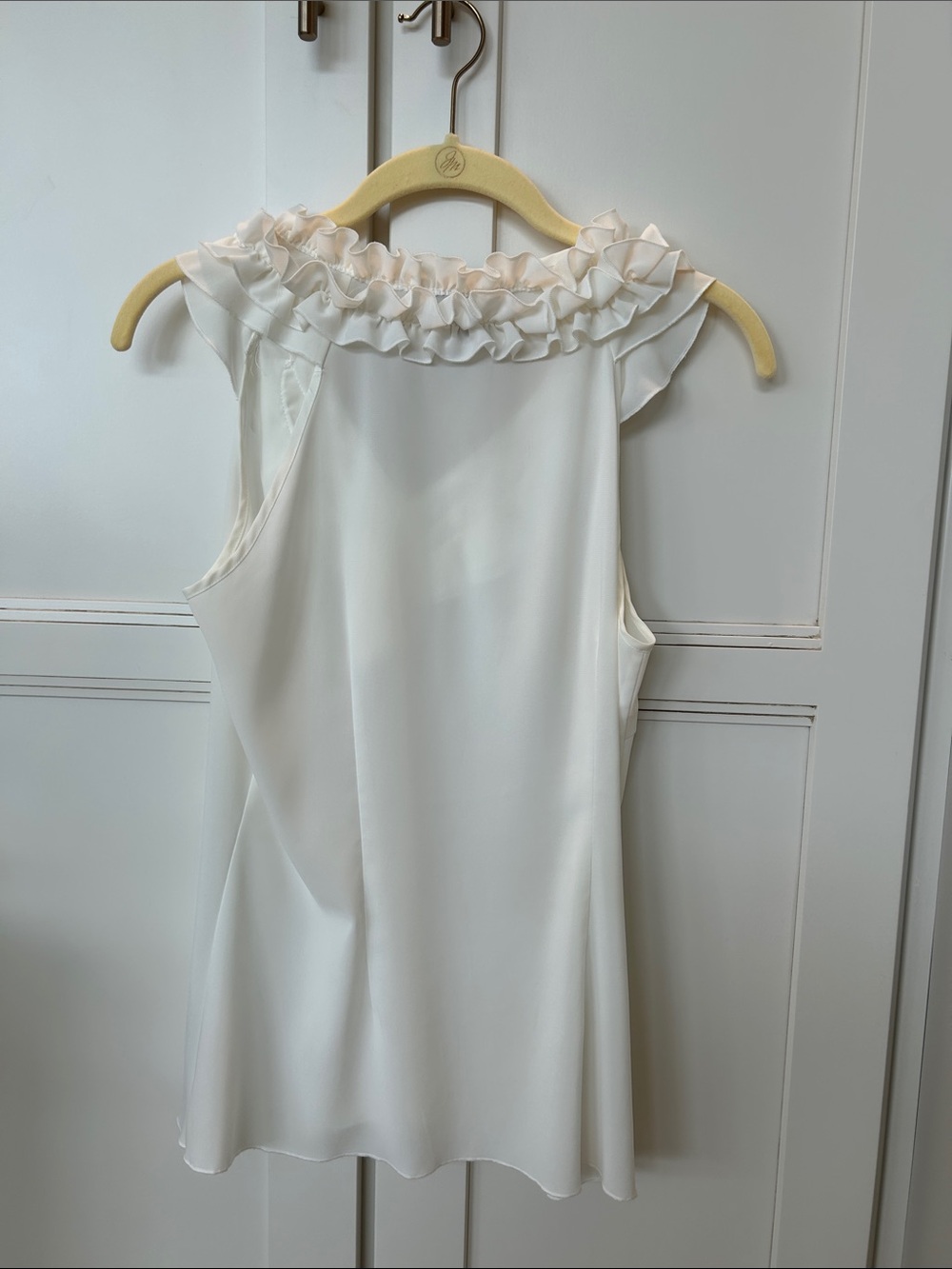 Spense Ivory Ruffle V-Neck top - Picture 4 of 4
